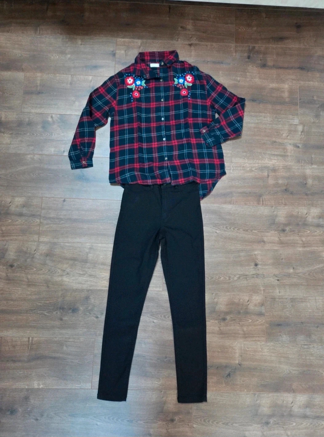 Jeans noir & chemise carreaux 12 ans